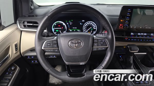 Toyota Sienna 2023, фото 21