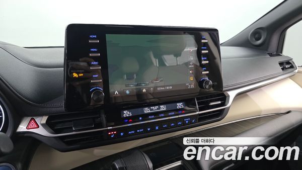 Toyota Sienna 2023, фото 24