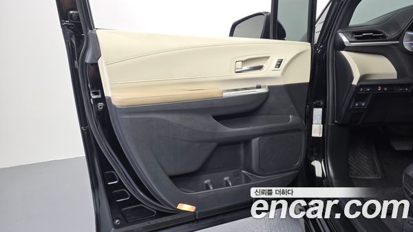 Toyota Sienna 2023, фото 14