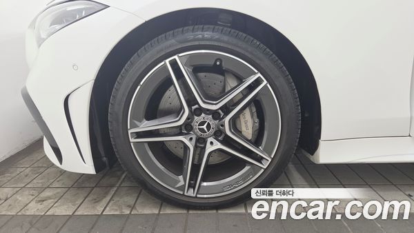 Mercedes-Benz CLS 2023, фото 5