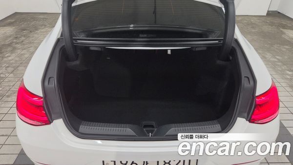 Mercedes-Benz CLS 2023, фото 11