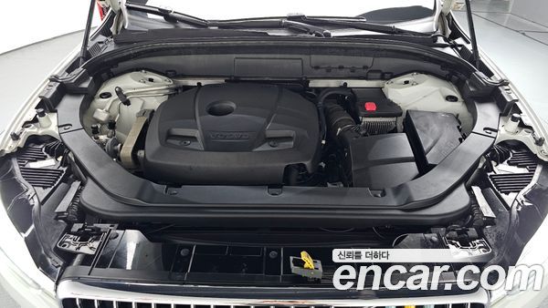 Volvo XC60 2020, фото 5