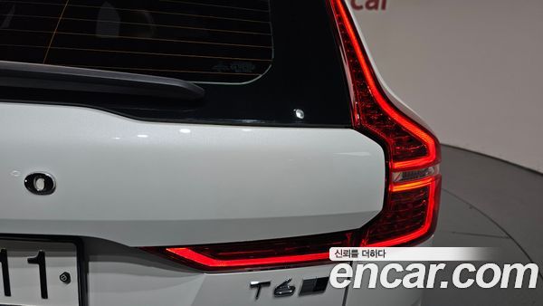 Volvo XC60 2020, фото 8
