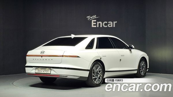 Hyundai Grandeur 2023, фото 2