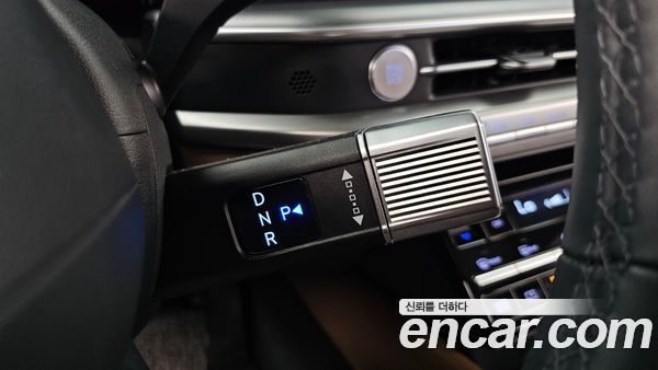 Hyundai Grandeur 2023, фото 9