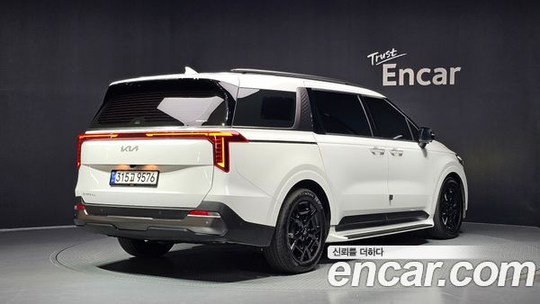 Kia Carnival 2025, фото 2