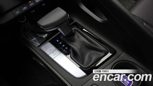 Hyundai Elantra 2024, фото 9