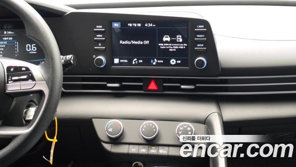 Hyundai Elantra 2024, фото 14