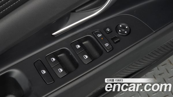 Hyundai Elantra 2024, фото 15