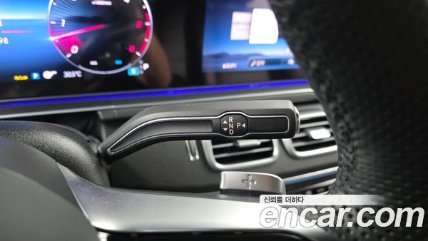 Mercedes-Benz GLE 2023, фото 11