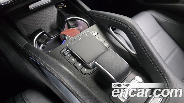 Mercedes-Benz GLE 2023, фото 25
