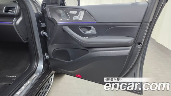Mercedes-Benz GLE 2023, фото 13