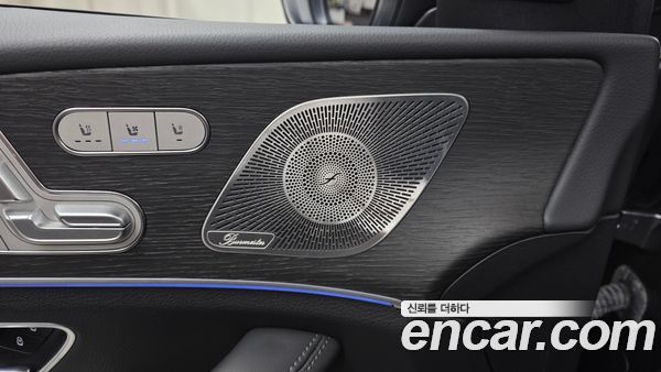 Mercedes-Benz GLE 2023, фото 35