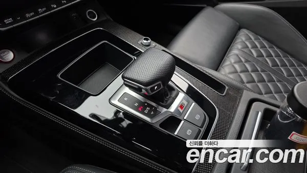 Audi SQ5 2022, фото 11