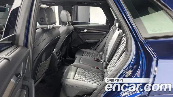 Audi SQ5 2022, фото 17