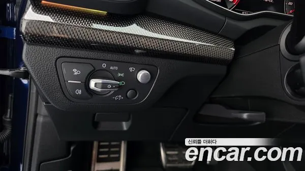 Audi SQ5 2022, фото 29