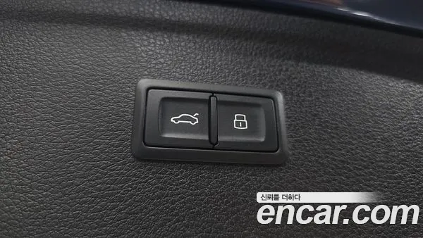 Audi SQ5 2022, фото 38