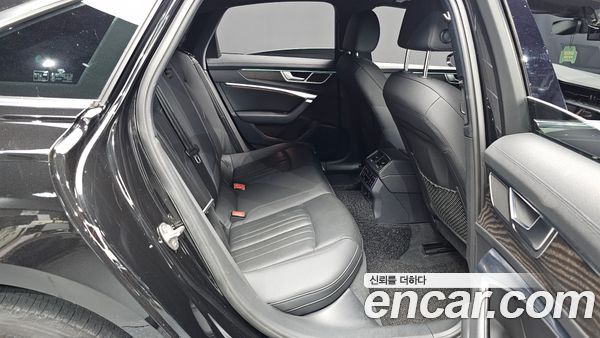 Audi A6 2020, фото 16