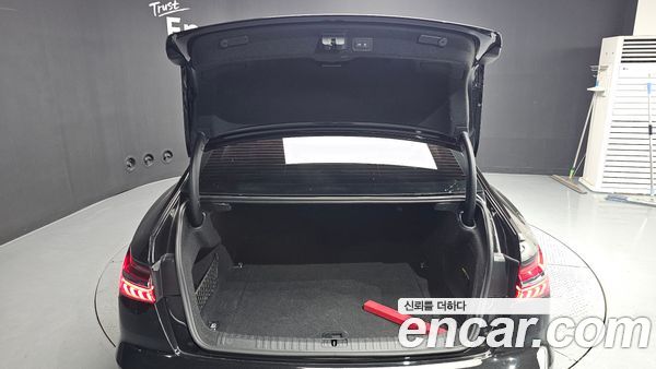 Audi A6 2020, фото 25