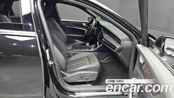 Audi A6 2020, фото 15