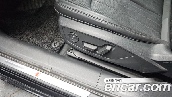 Audi A6 2020, фото 28