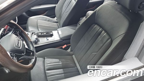 Audi A6 2020, фото 31