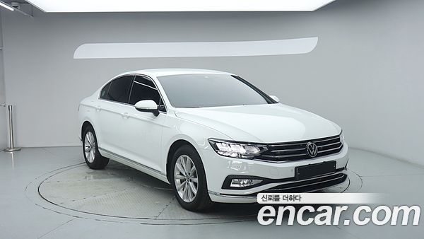 Volkswagen Passat 2021, фото 2
