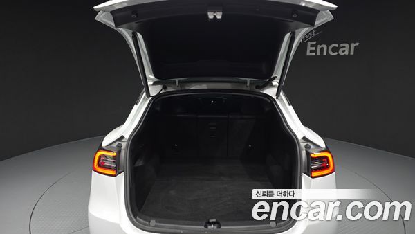 Tesla Model Y 2021, фото 30
