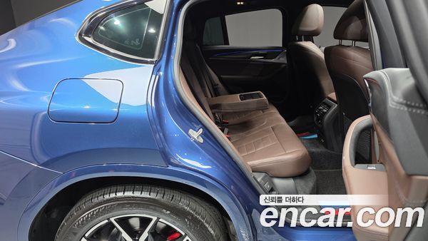 BMW X4 2022, фото 17