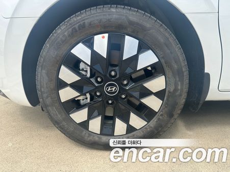 Hyundai Staria 2025, фото 6