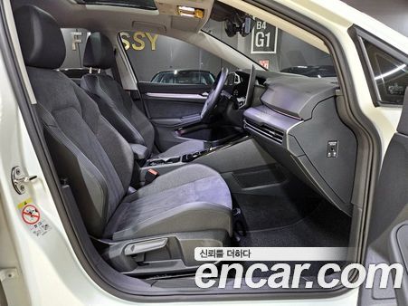 Volkswagen Golf 2026, фото 12