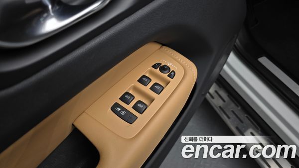 Volvo XC60 2023, фото 29