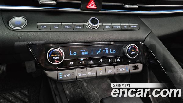 Hyundai Elantra 2021, фото 23