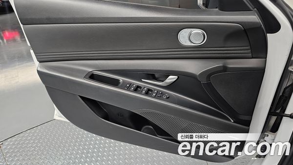 Hyundai Elantra 2021, фото 13