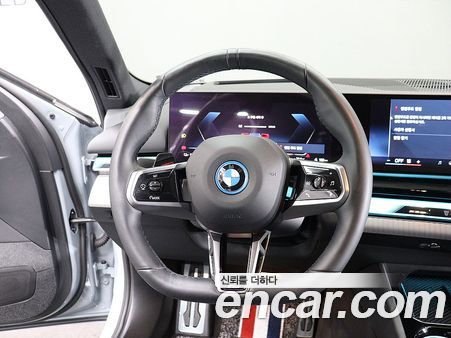 BMW i5 2024, фото 15