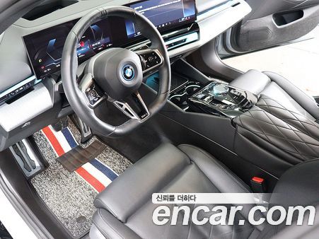 BMW i5 2024, фото 17