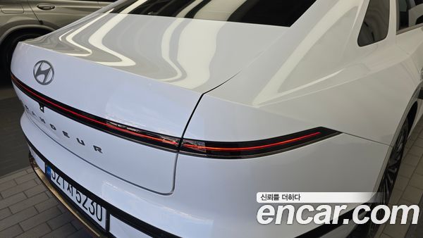 Hyundai Grandeur 2023, фото 9