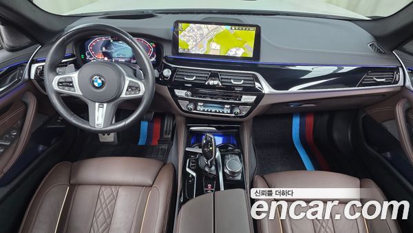 BMW 5 Series 2023, фото 9