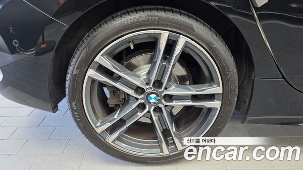 BMW 1 Series 2021, фото 5
