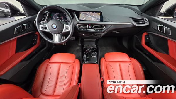 BMW 1 Series 2021, фото 10