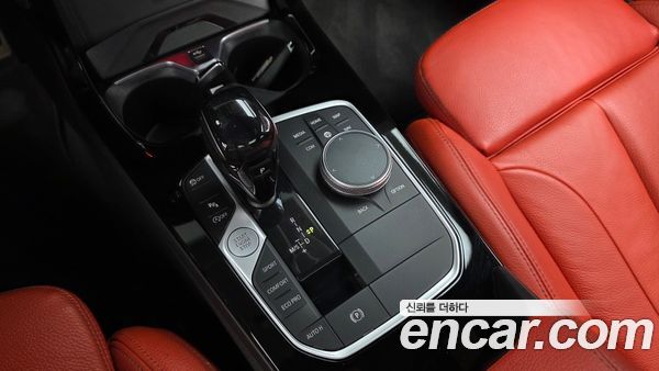 BMW 1 Series 2021, фото 12