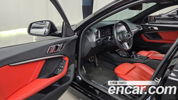 BMW 1 Series 2021, фото 13