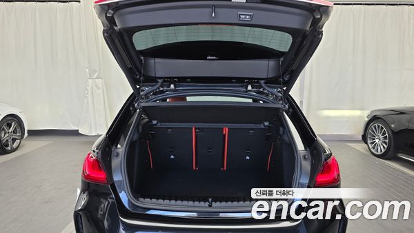 BMW 1 Series 2021, фото 26
