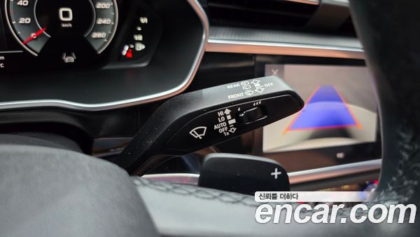 Audi Q3 2022, фото 26