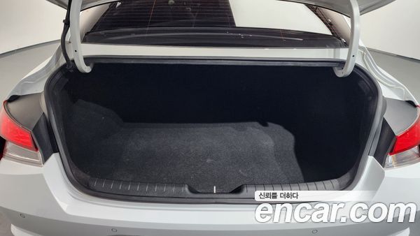 Hyundai Elantra 2021, фото 21