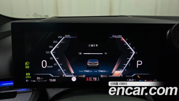 BMW 5 Series 2025, фото 11
