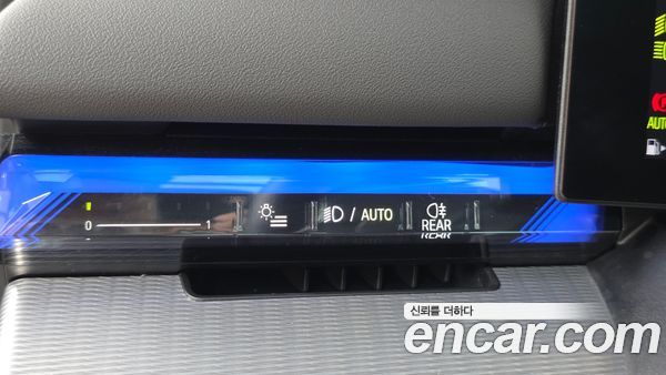 BMW 5 Series 2025, фото 20
