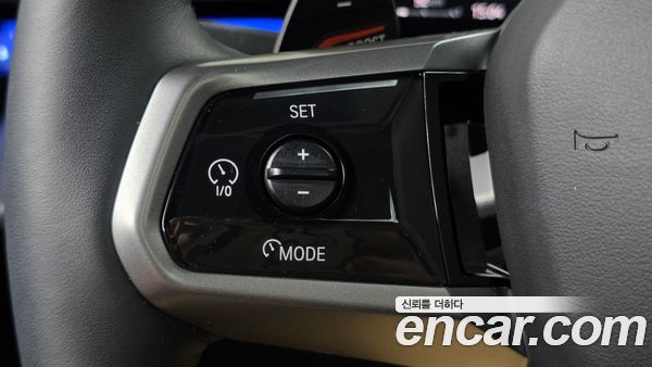 BMW 5 Series 2025, фото 22