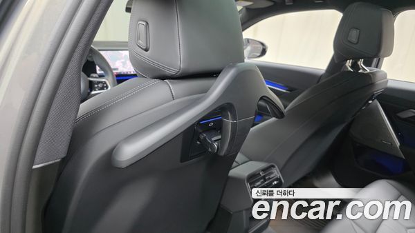 BMW 5 Series 2025, фото 32