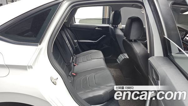 Volkswagen Jetta 2020, фото 11